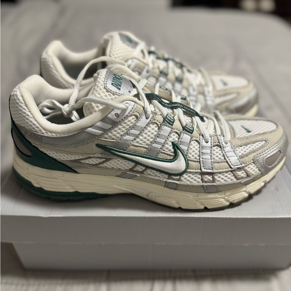 Nike P-6000 Premium Light Bone Bicoastal Green